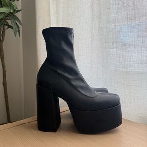 Steve Madden Emerald Black Platform Sock Ankle Boots Chunky Block Heel 6.5 Goth